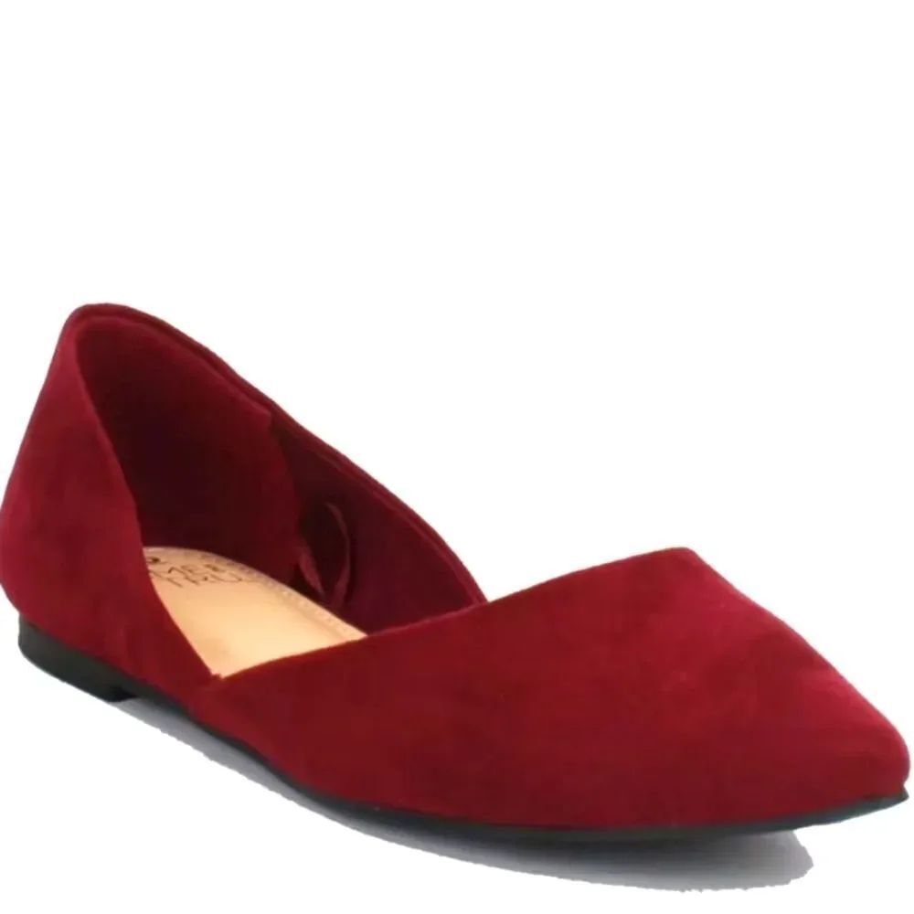 BRAND NEW TIME AND TRU WOMEN'S POINTED-TOES  BALLET FLAT